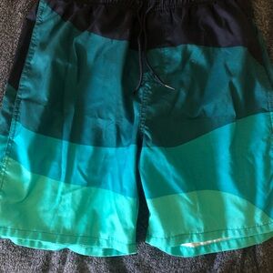 Old Navy Men's Green and Black Swim Board Shorts